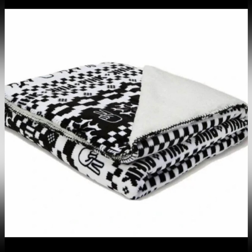 Victorias Secret Sherpa Blanket